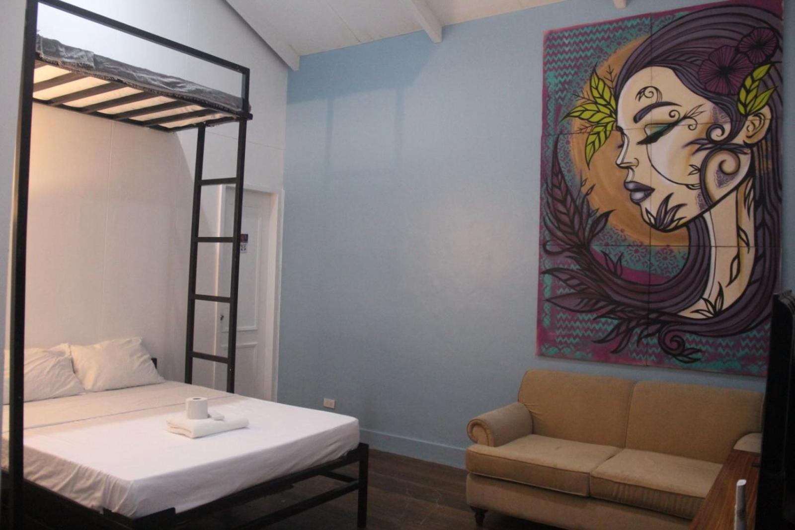 Baybayin Hostel - Pasay Close To Airport Exteriör bild